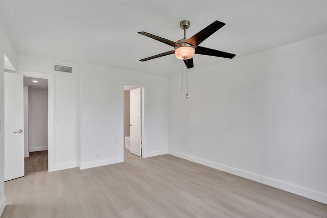 1040 Homewood Boulevard L202, Delray Beach, FL 33445