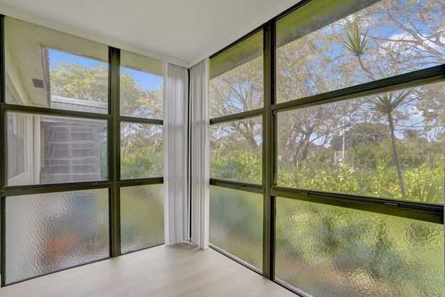 1040 Homewood Boulevard L202, Delray Beach, FL 33445