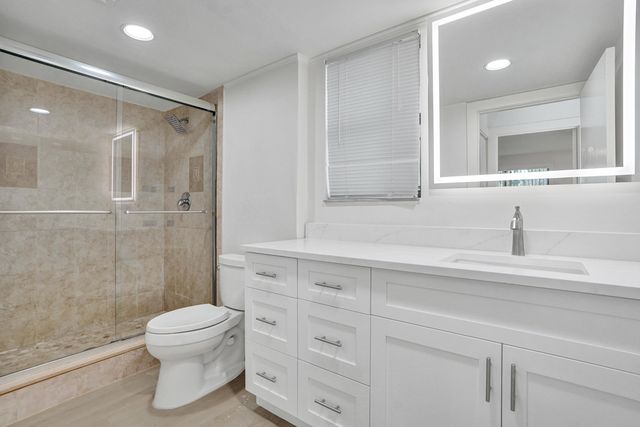 1040 Homewood Boulevard L202, Delray Beach, FL 33445