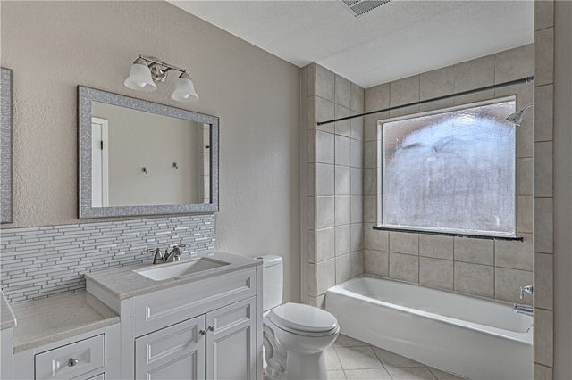 4509 Sunlight Dr, Corpus Christi, TX 78413