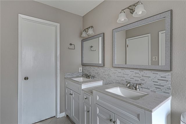 4509 Sunlight Dr, Corpus Christi, TX 78413