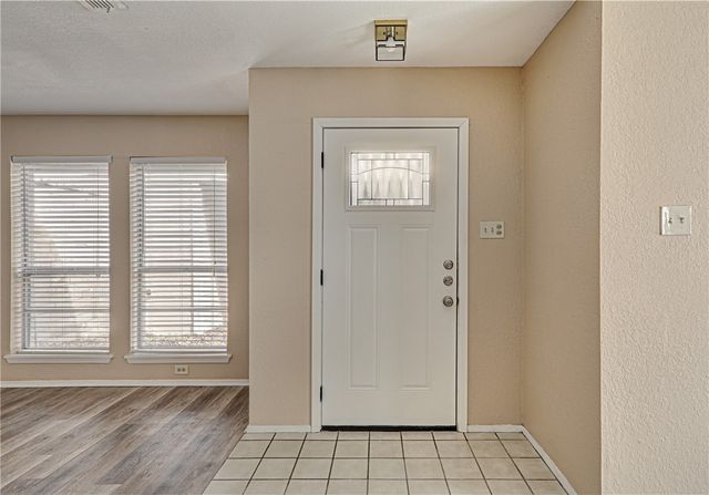 4509 Sunlight Dr, Corpus Christi, TX 78413