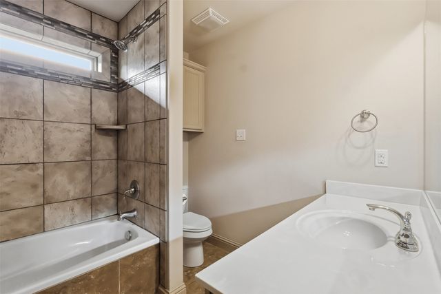 2512 Guinn Farms Road, Tyler, TX 75707