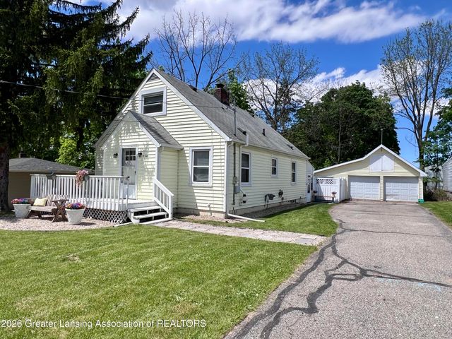 306 W Madison Street, Dewitt, MI 48820