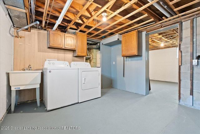 306 W Madison Street, Dewitt, MI 48820