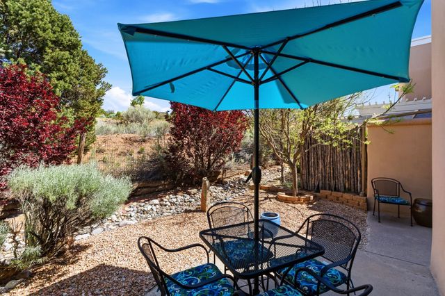 663 Bishops Lodge 70, Santa Fe, NM 87501