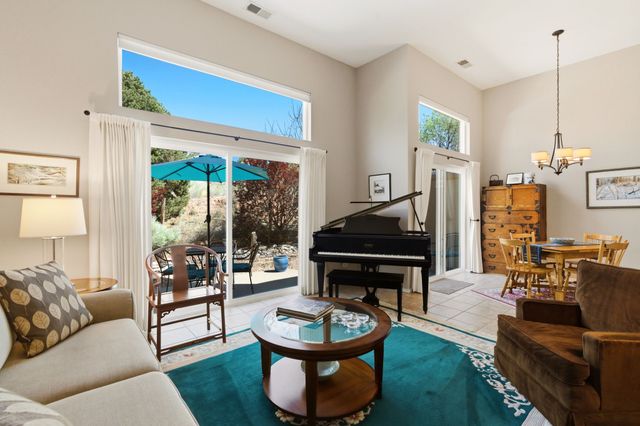 663 Bishops Lodge 70, Santa Fe, NM 87501