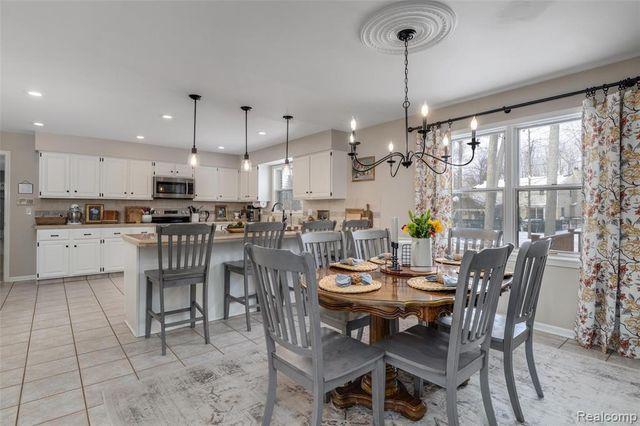 8374 Lasalle Court, Grosse Ile, MI 48138