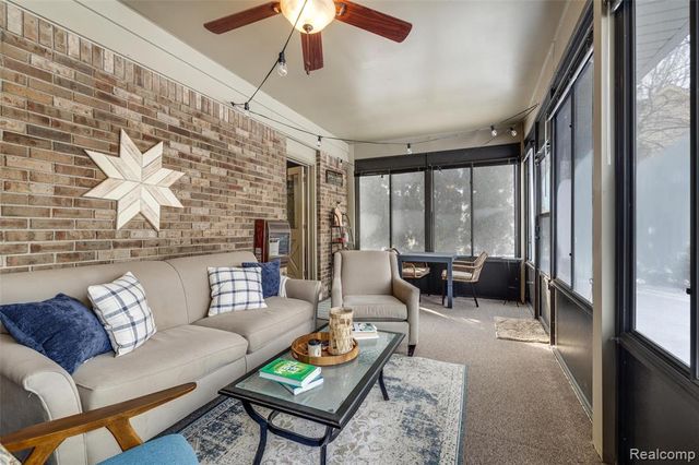 8374 Lasalle Court, Grosse Ile, MI 48138