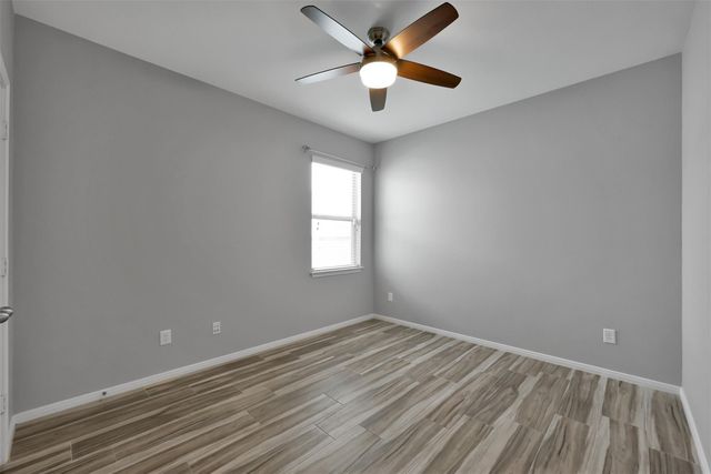 2407 Garden Shadow Drive, Conroe, TX 77384