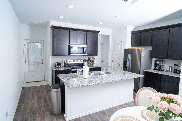 2429 Dielman, Seguin, TX 78155