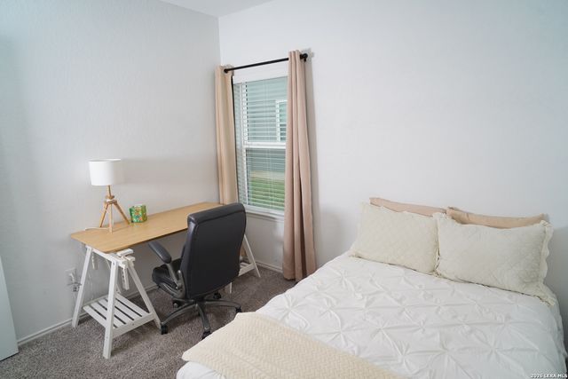 2429 Dielman, Seguin, TX 78155