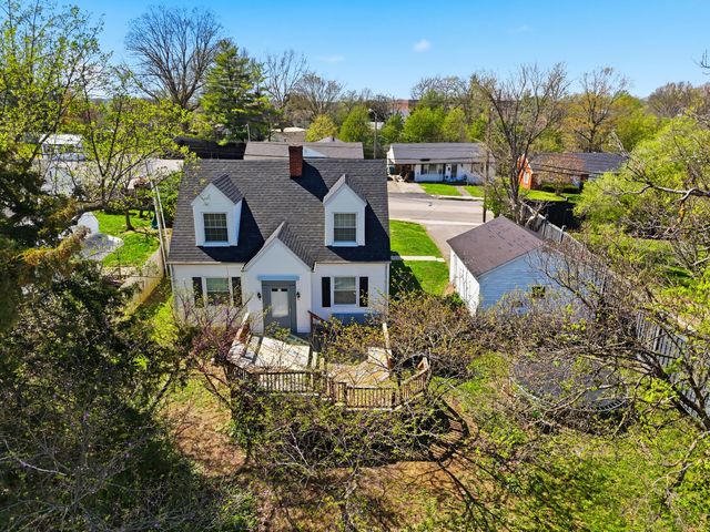 504 S College Street, Harrodsburg, KY 40330