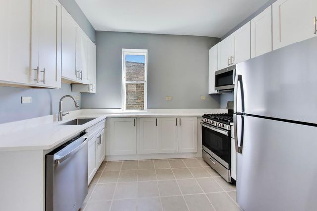 736 N Spaulding Avenue, Chicago, IL 60624