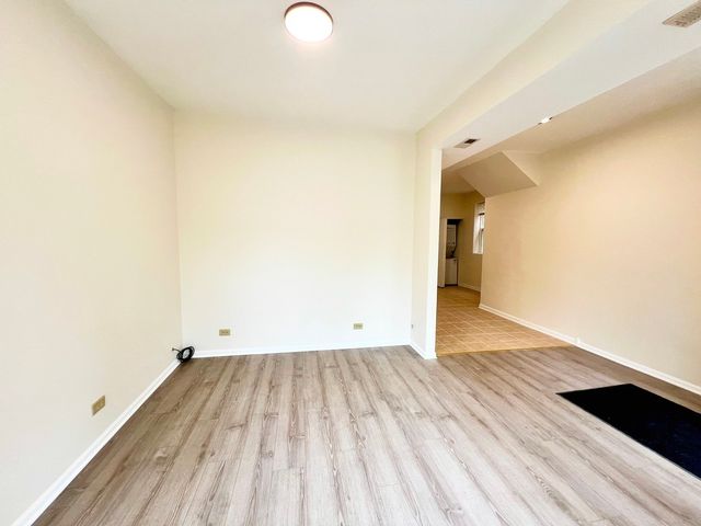 736 N Spaulding Avenue, Chicago, IL 60624