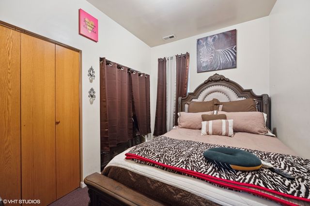 736 N Spaulding Avenue, Chicago, IL 60624