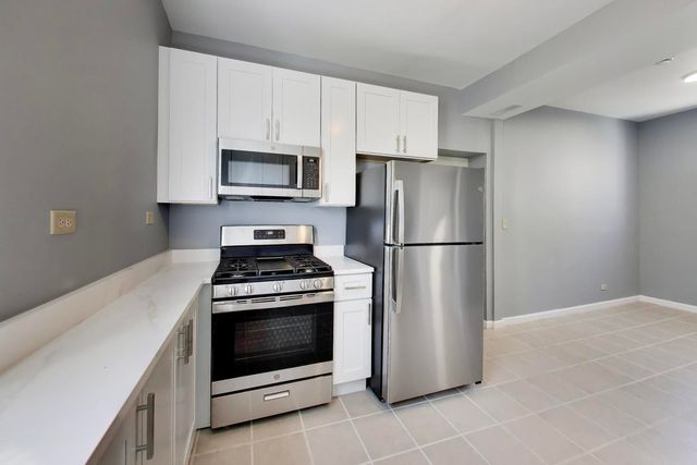 736 N Spaulding Avenue, Chicago, IL 60624
