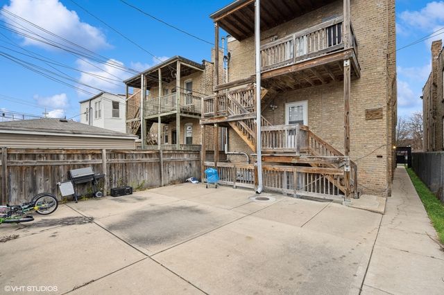 736 N Spaulding Avenue, Chicago, IL 60624