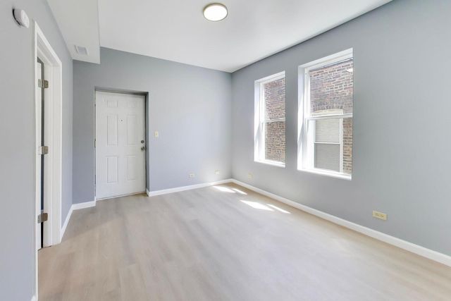 736 N Spaulding Avenue, Chicago, IL 60624
