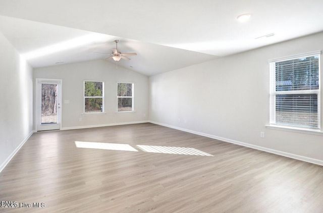 11365 Red Bud Road, Castalia, NC 27816
