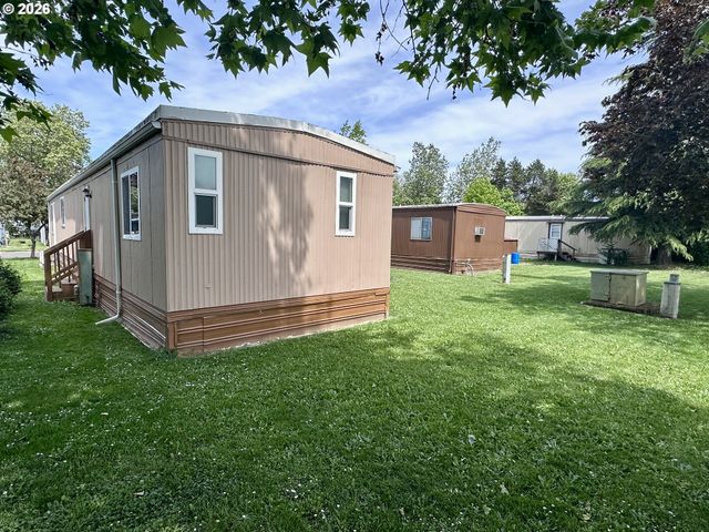555 N DANEBO Ave 72, Eugene, OR 97402