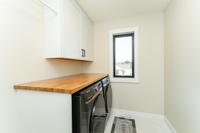 1761 Brandt Dr NE, Byron, MN 55920