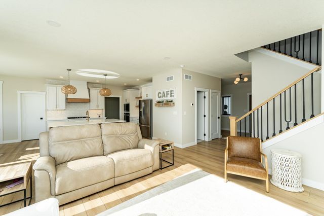 1761 Brandt Dr NE, Byron, MN 55920