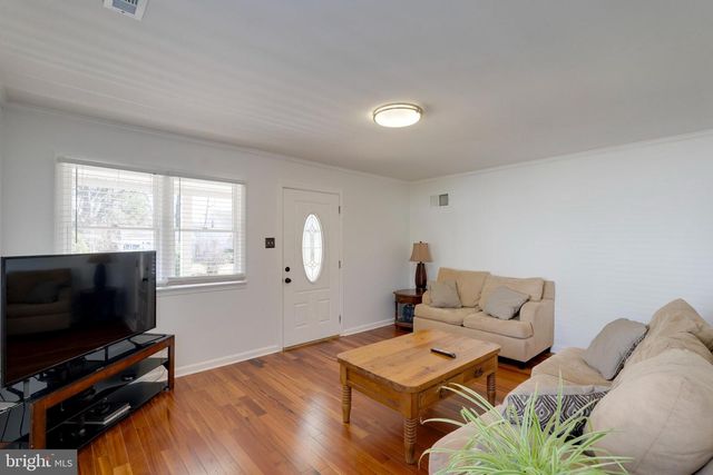 104 MORTON CT, Manassas Park, VA 20111