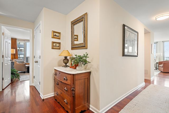 4170 N Marine Drive 6B, Chicago, IL 60613