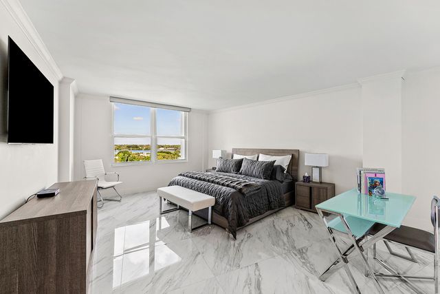 2295 S Ocean Boulevard 714, Palm Beach, FL 33480