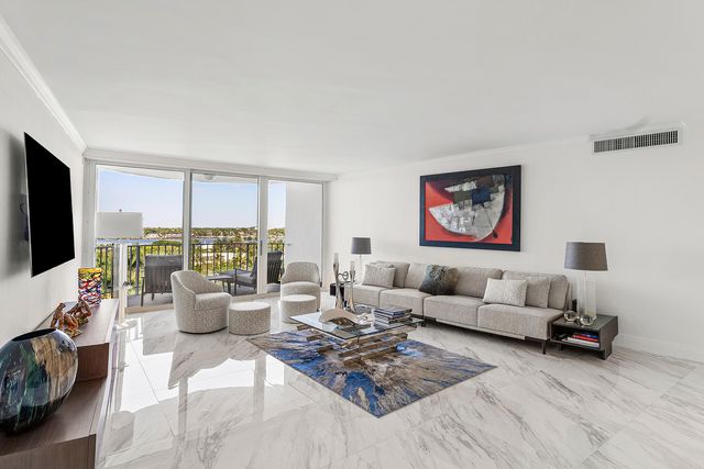 2295 S Ocean Boulevard 714, Palm Beach, FL 33480