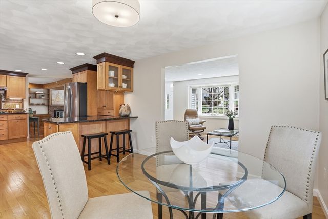 4 Meadowbrook Rd, Acton, MA 01720