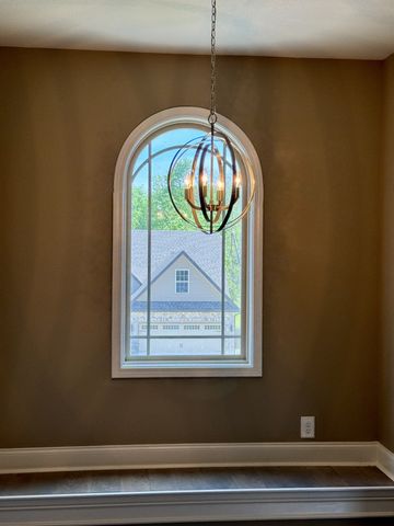 144 Sycamore Hill Dr, Clarksville, TN 37042