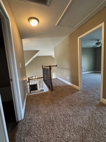 144 Sycamore Hill Dr, Clarksville, TN 37042