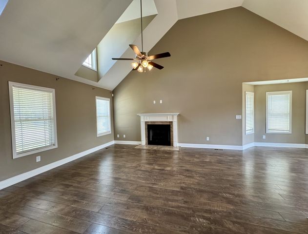 144 Sycamore Hill Dr, Clarksville, TN 37042