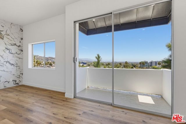 435 N Oakhurst Drive 1002, Beverly Hills, CA 90210