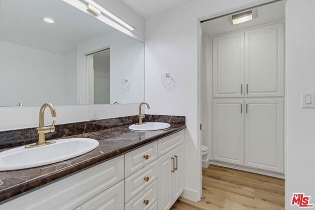 435 N Oakhurst Drive 1002, Beverly Hills, CA 90210
