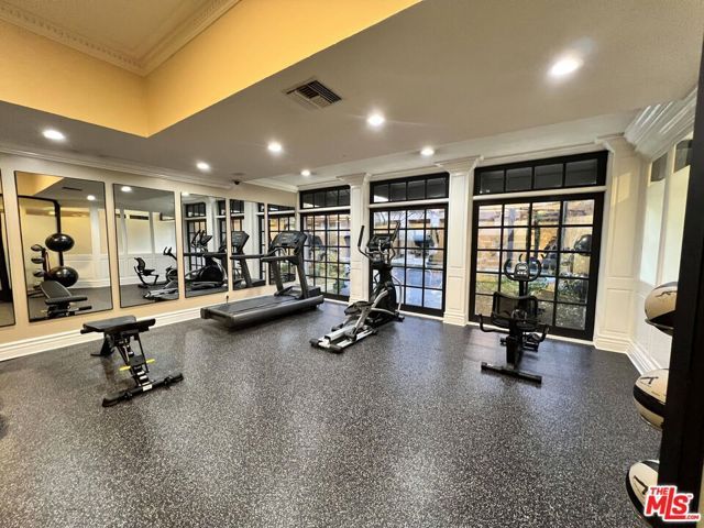 435 N Oakhurst Drive 1002, Beverly Hills, CA 90210