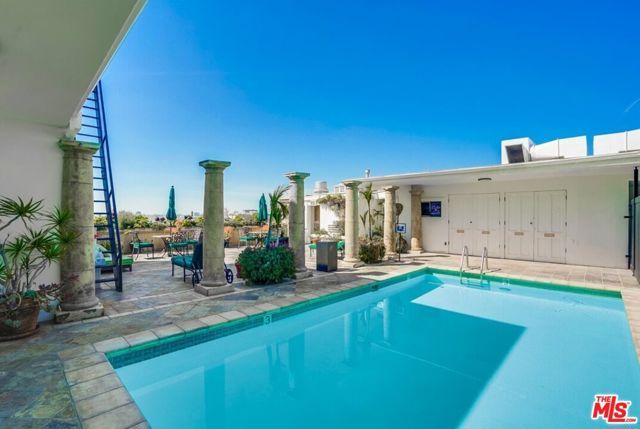 435 N Oakhurst Drive 1002, Beverly Hills, CA 90210