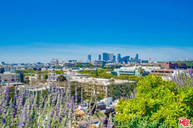435 N Oakhurst Drive 1002, Beverly Hills, CA 90210