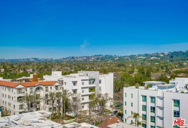 435 N Oakhurst Drive 1002, Beverly Hills, CA 90210