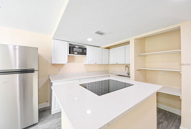 5620 1ST STREET, Zephyrhills, FL 33542