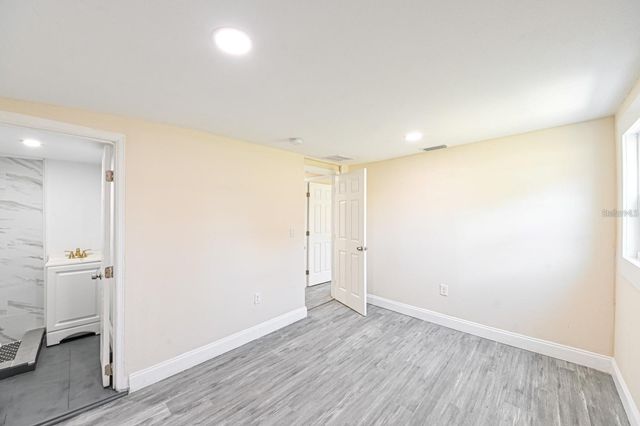 5620 1ST STREET, Zephyrhills, FL 33542