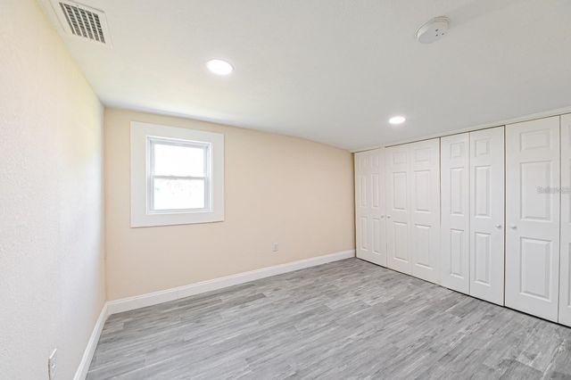 5620 1ST STREET, Zephyrhills, FL 33542