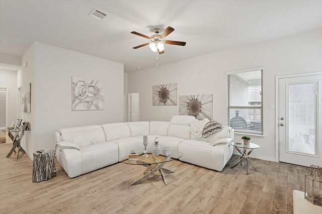 4106 Ellinger Drive, Forney, TX 75126