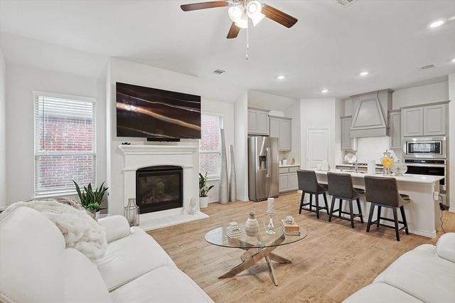 4106 Ellinger Drive, Forney, TX 75126