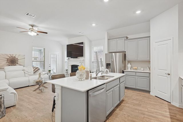 4106 Ellinger Drive, Forney, TX 75126