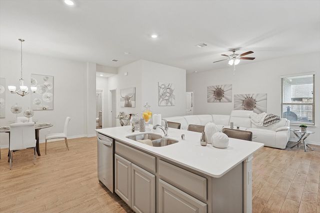 4106 Ellinger Drive, Forney, TX 75126