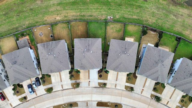 22658 Sutherland Bend Lane, Richmond, TX 77469