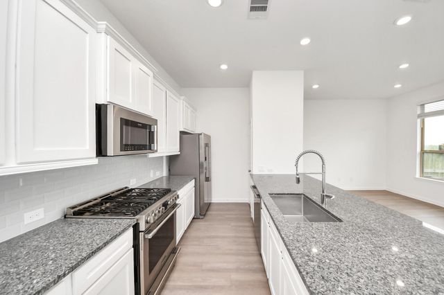 22658 Sutherland Bend Lane, Richmond, TX 77469